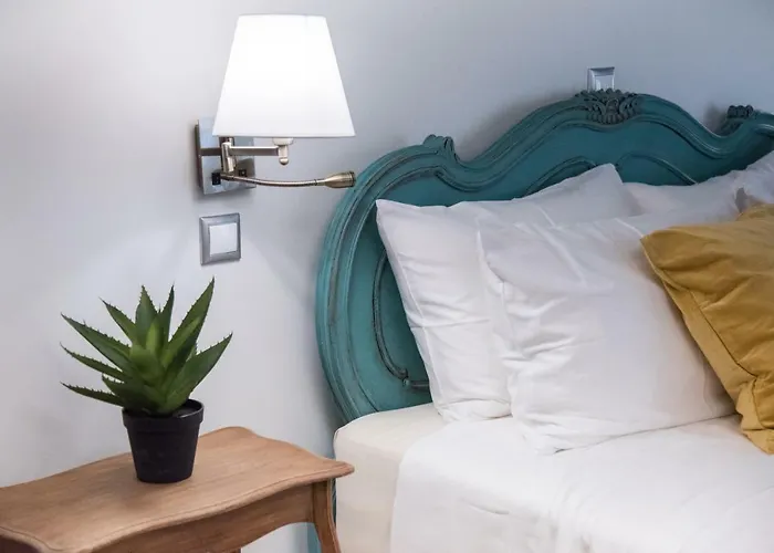 Rastoni Athens Suites Near Acropolis At Tsatsou Street