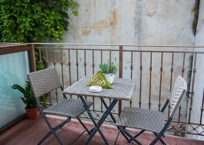 Rastoni Athens Suites Near Acropolis At Tsatsou Street